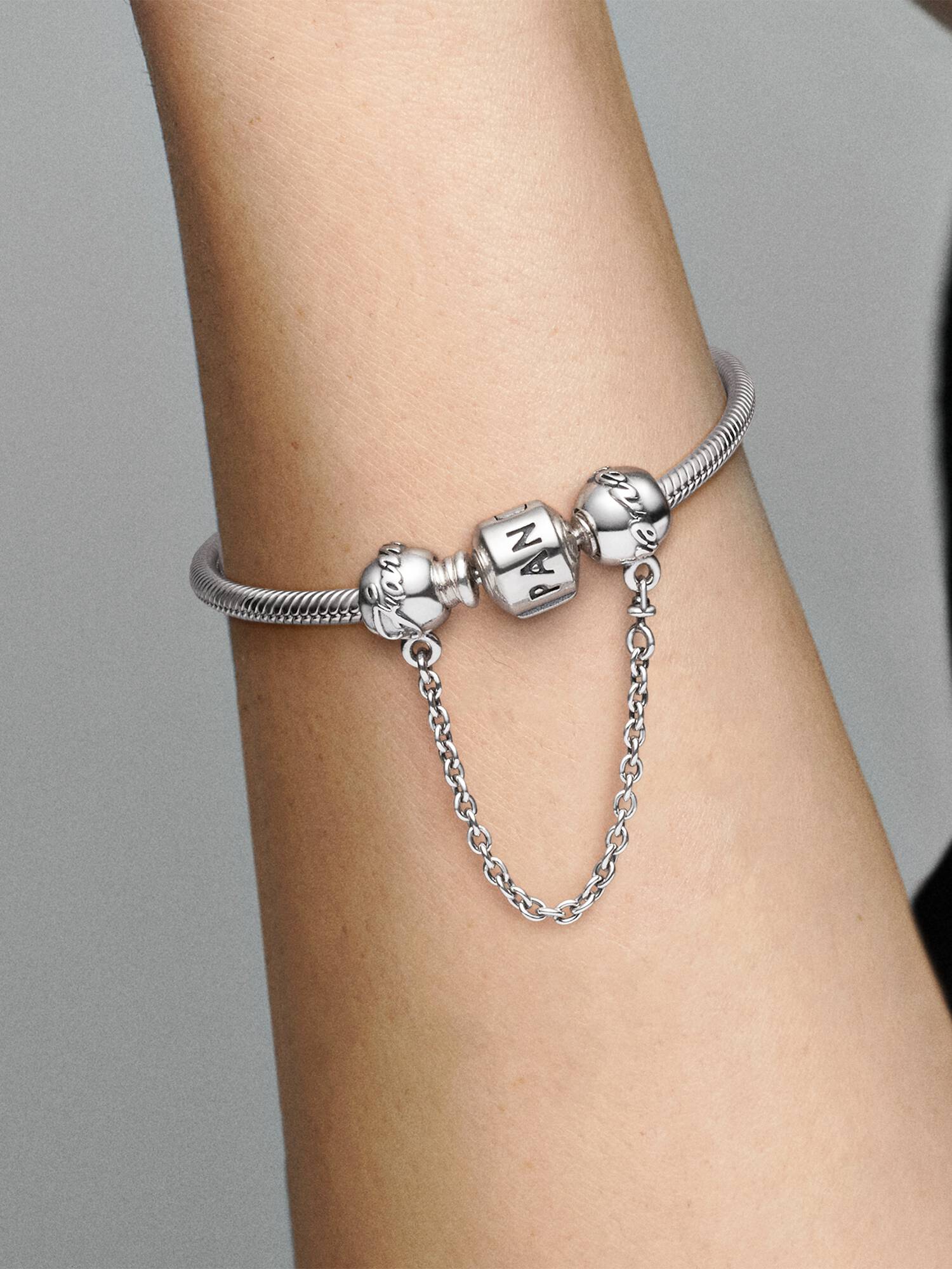 Family Ties silver safety chain