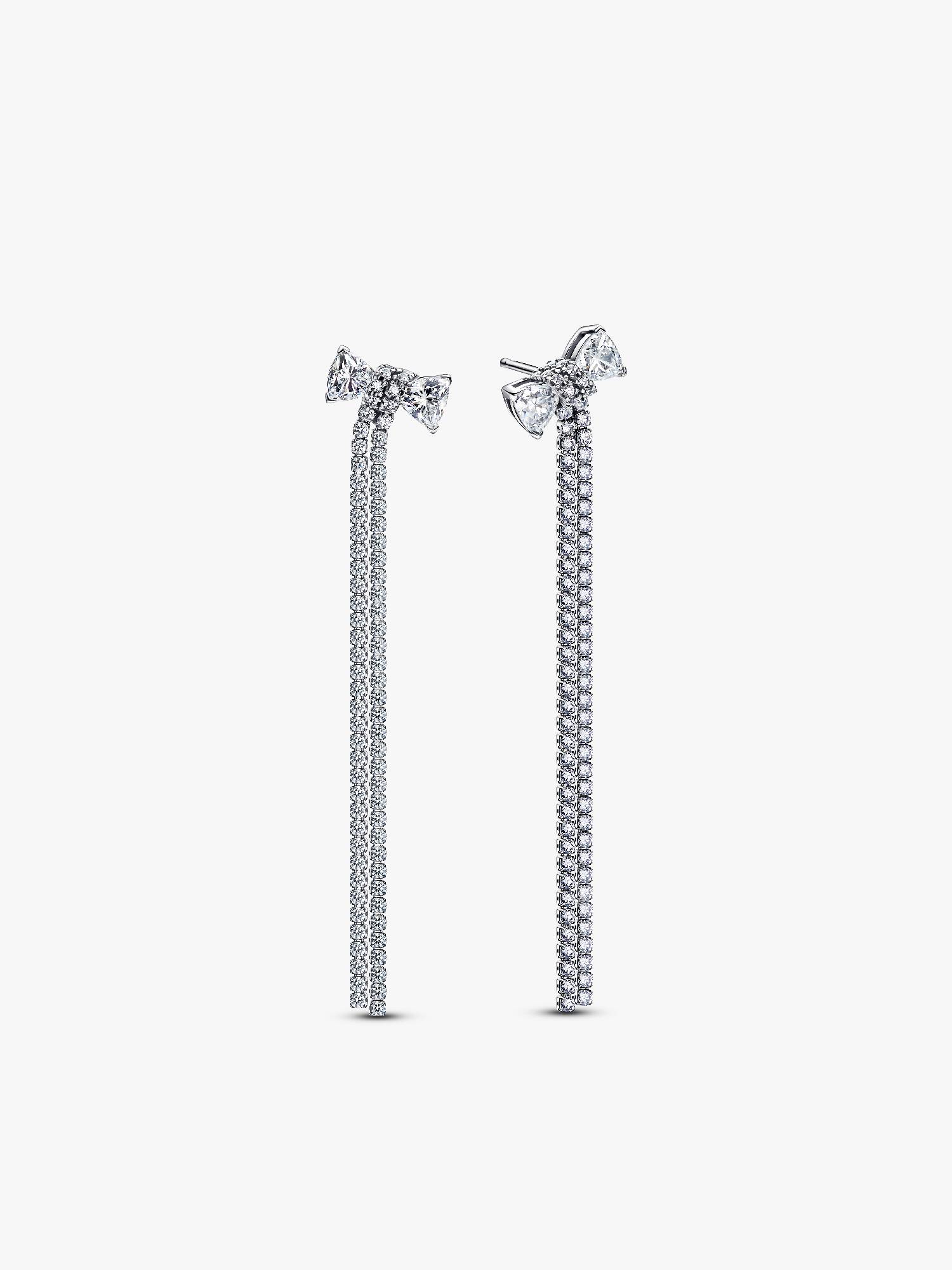 Pavé 密鑲蝴蝶結耳墜